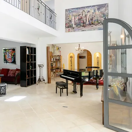 Villa Clara Luxery House On Pont Royal Golf